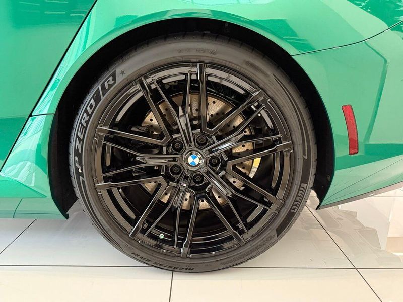 New 2026 BMW M5 BaseImage 9