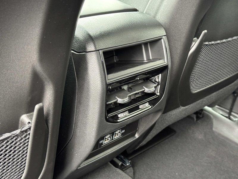New 2026 Jeep Grand Cherokee Laredo 4x2