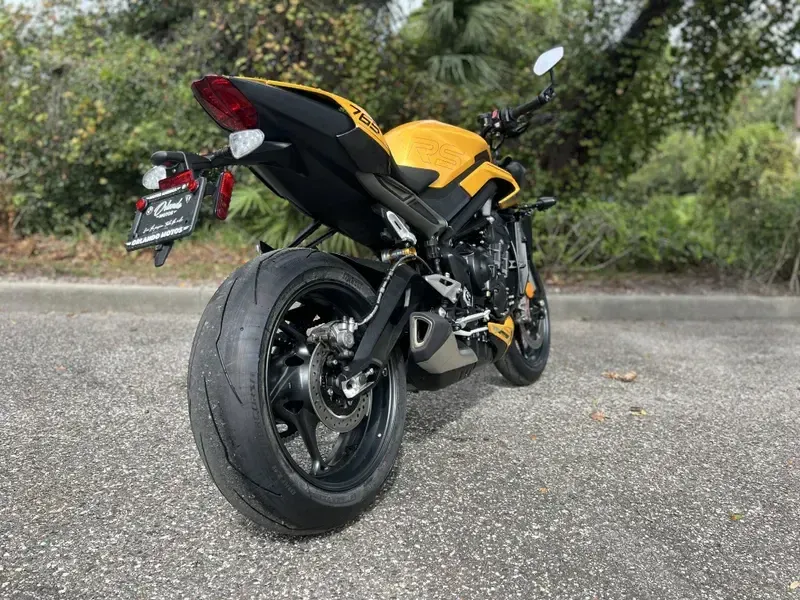 2025 Triumph Street Triple 765 RS