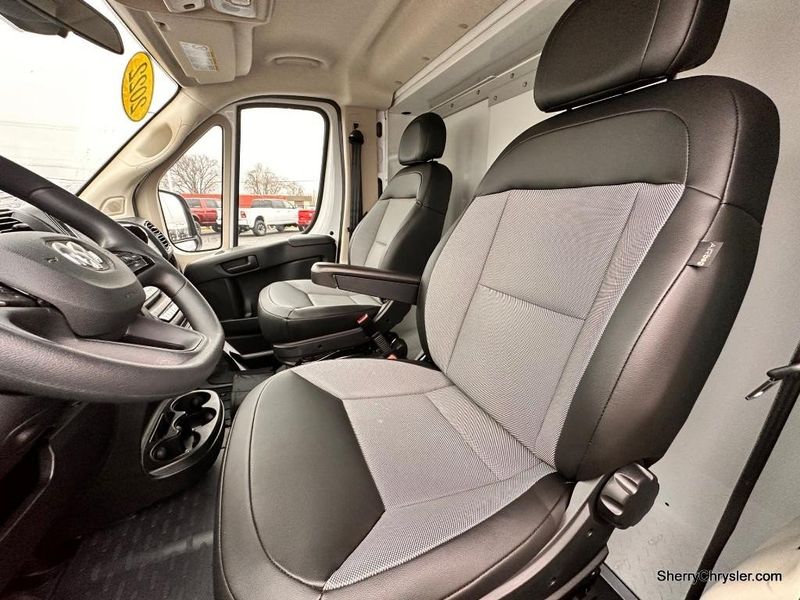 2022 RAM Promaster 3500 Cutaway 136