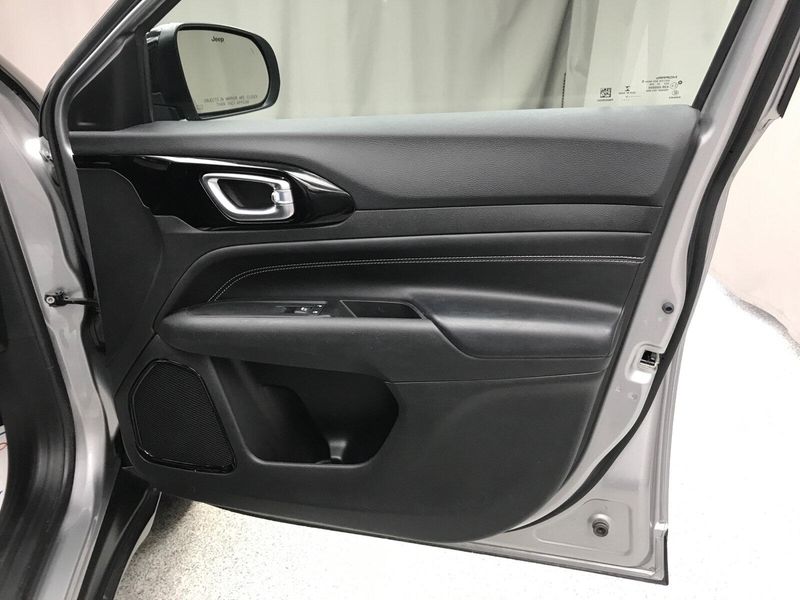 2022 Jeep Compass AltitudeImage 15