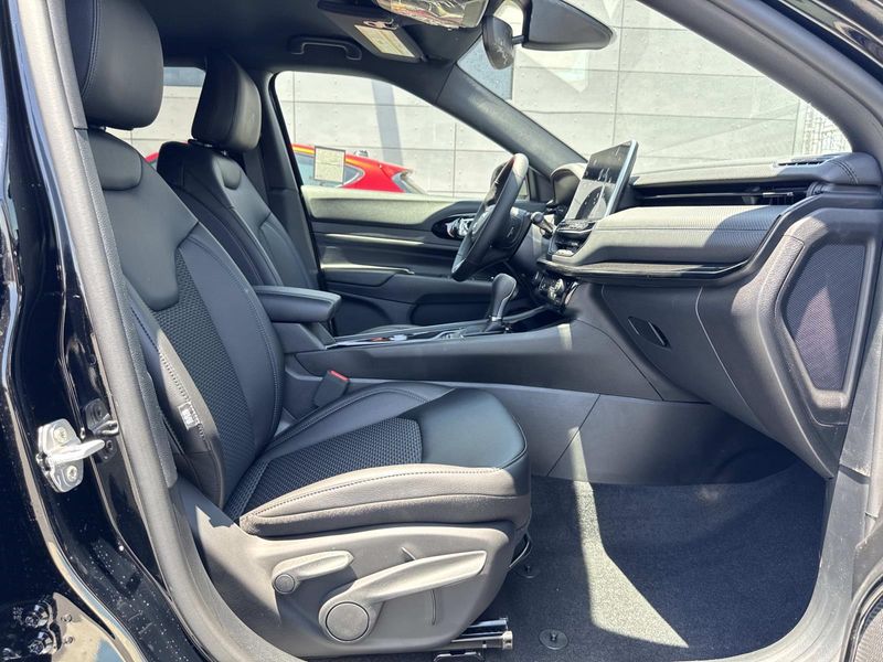 New 2026 Jeep Compass Latitude Altitude 4x4