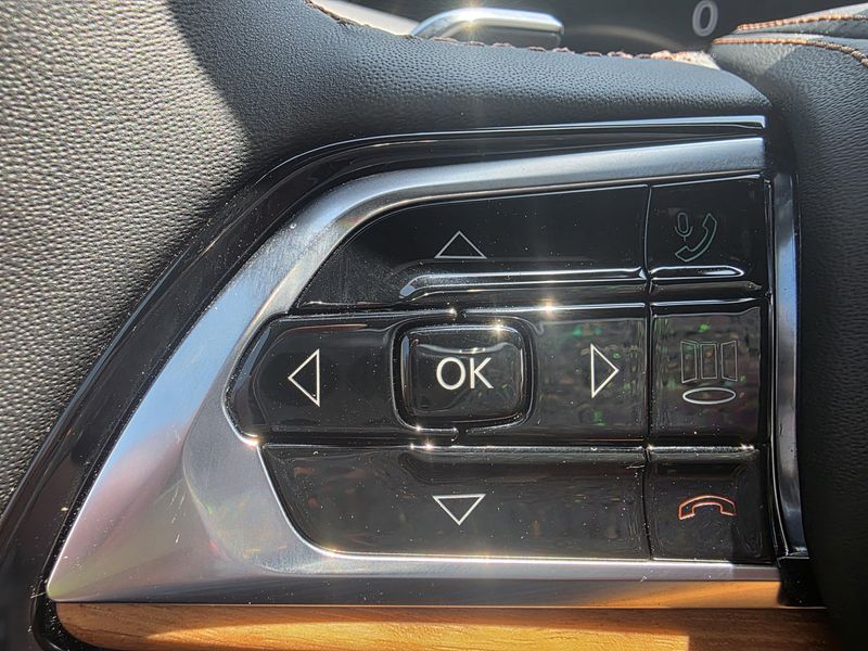 Used 2023 Jeep Grand Cherokee 4xe Summit ReserveImage 21