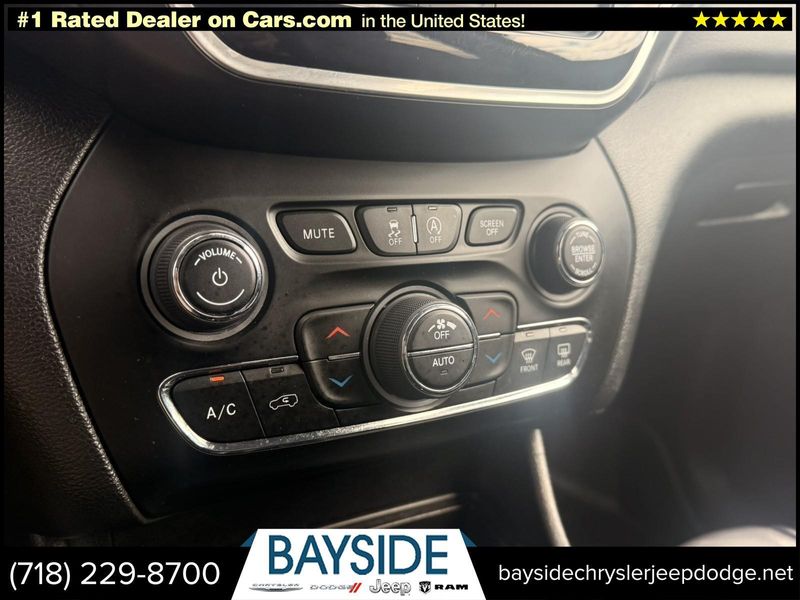 2019 Jeep Cherokee Limited photo 22