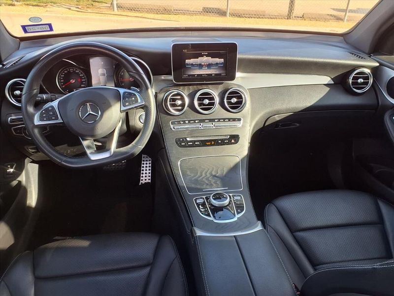 Used 2019 Mercedes-Benz GLC 300Image 13