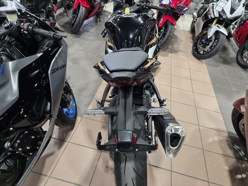 NEW 2026 KAWASAKI NINJA ZX6R Image 5