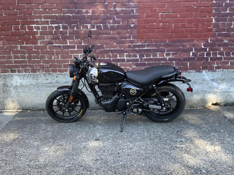 New 2024 Royal Enfield HUNTER 350 