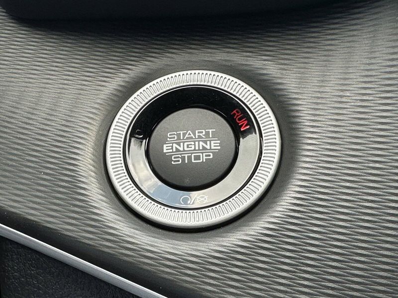 2024 Jeep Grand Cherokee L Altitude XImage 23