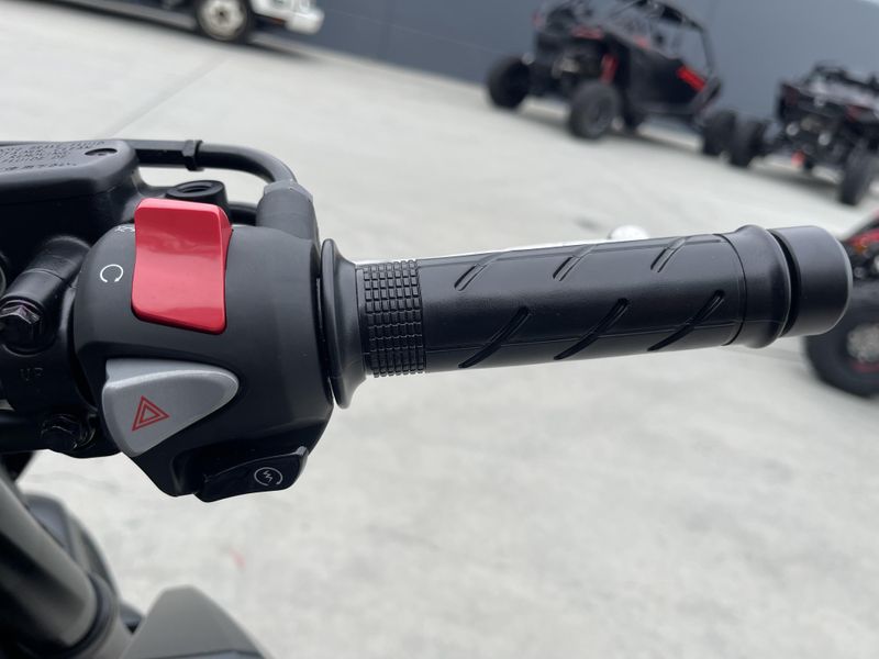 2025 Honda CB500F ABS Image 7