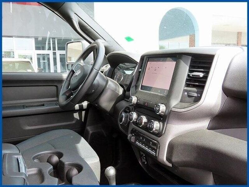 2024 RAM 2500 TradesmanImage 9