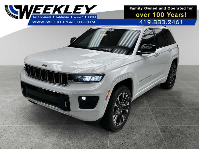 Used 2023 Jeep Grand Cherokee OverlandImage 1
