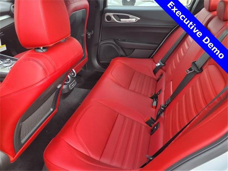 New 2025 Alfa Romeo Giulia RwdImage 16