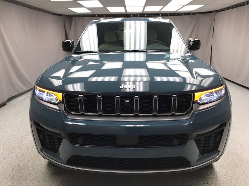 New 2026 Jeep Grand Cherokee Limited 4x4Image 18