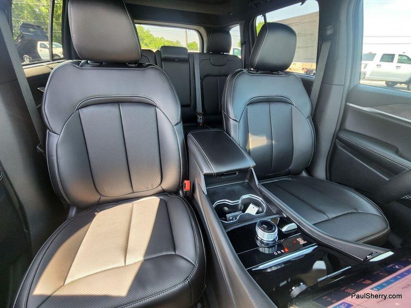 New 2025 Jeep Grand Cherokee Limited 4x4