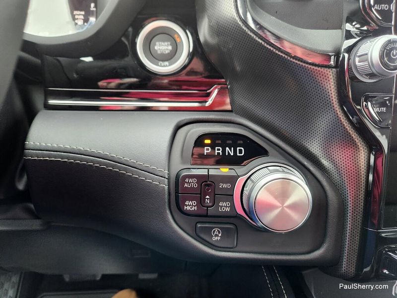 New 2026 RAM 1500 Limited Crew Cab 4x4 5'7' Box