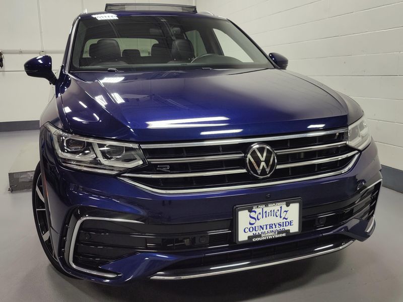 Used 2024 Volkswagen Tiguan AWD SEL R-Line w/Sunroof/NavImage 2