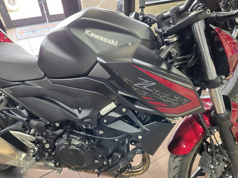 2021 Kawasaki Z400 ABS Image 9