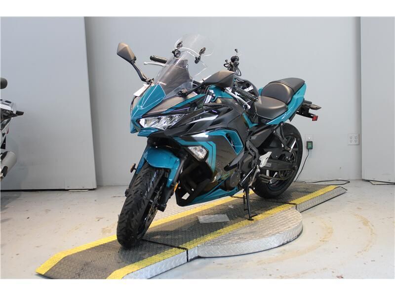Used 2021 Kawasaki NINJA 650 Image 8