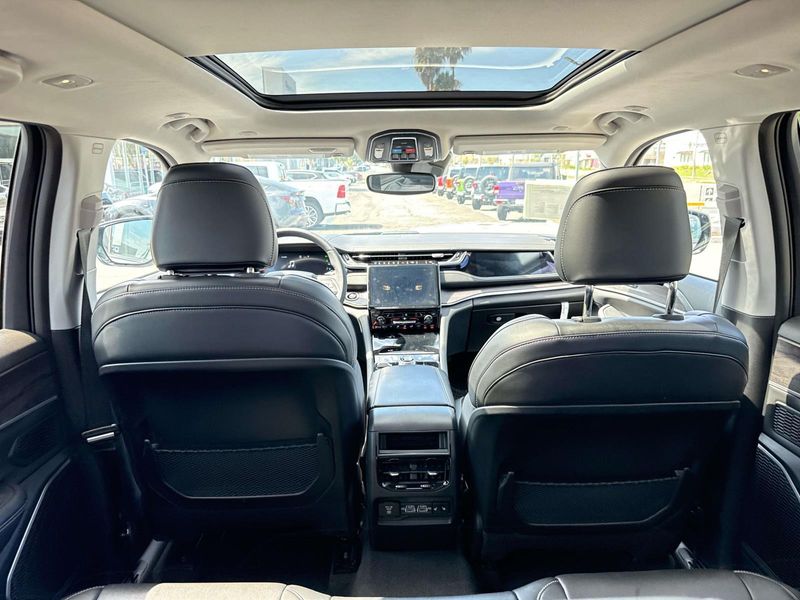 New 2022 Jeep Grand Cherokee 4xe Limited 4x4
