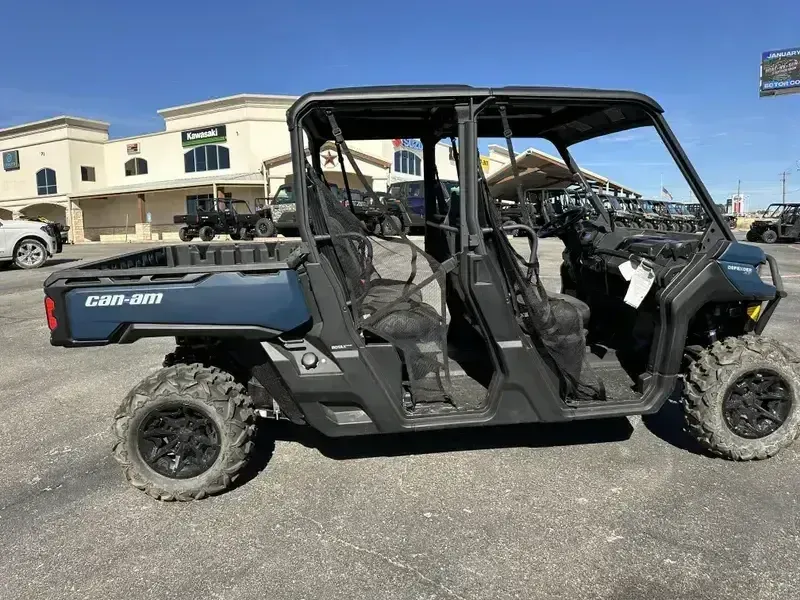 2025 Can-Am DEFENDER XT HD9 DUSTY NAVY Image 5