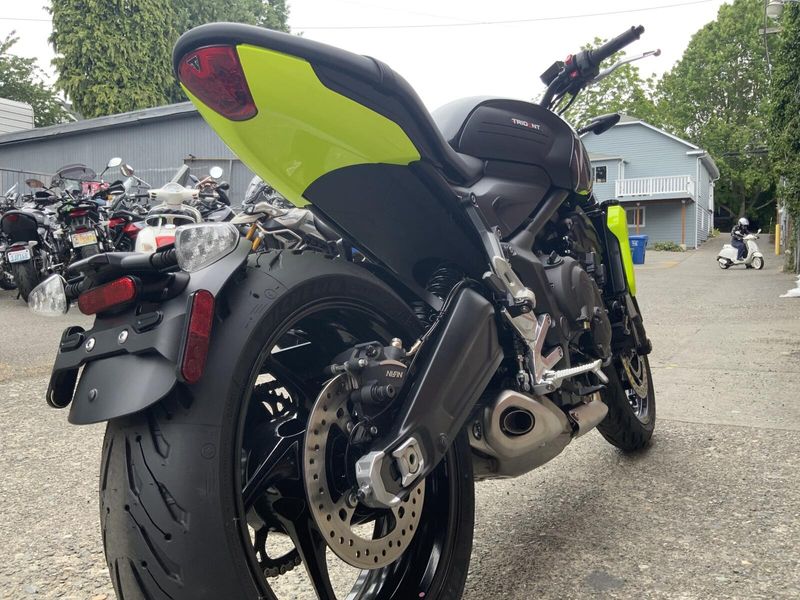 2024 Triumph TRIDENT 660