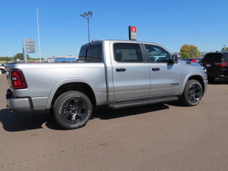 2025 RAM 1500 Big Horn Crew Cab 4x4 5