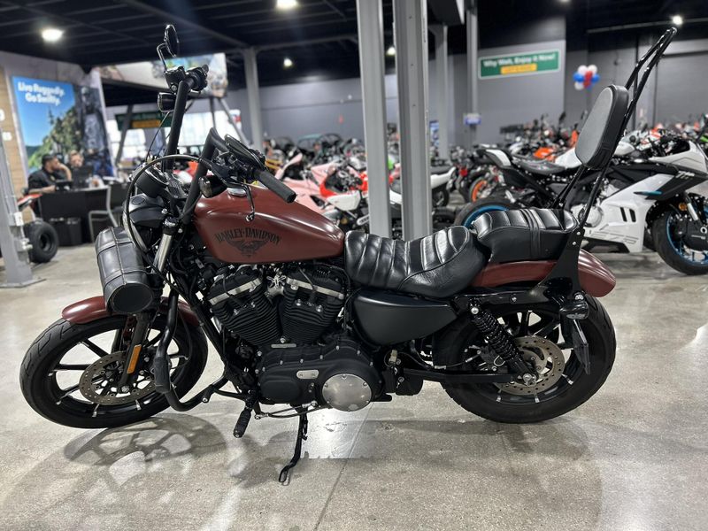 Used 2017 Harley-Davidson SPORTSTER IRON 883 Image 8