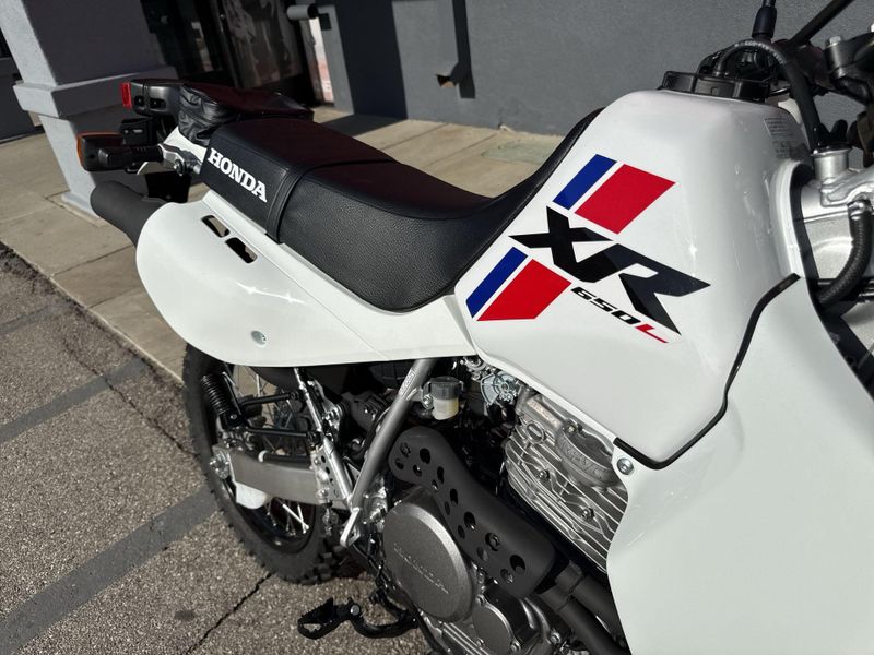 New 2025 Honda XR650L Image 14