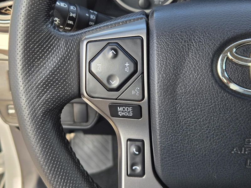 Used 2020 Toyota Tacoma SR5 Double Cab 5' Bed V6 AT (Natl)