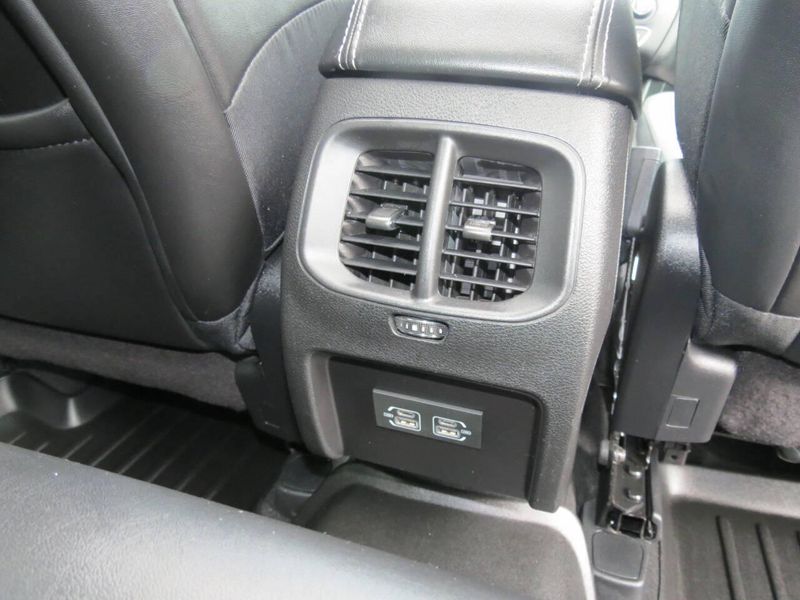 Used 2021 Jeep Cherokee 80th Anniversary Edition 4x4 4dr SUVImage 15