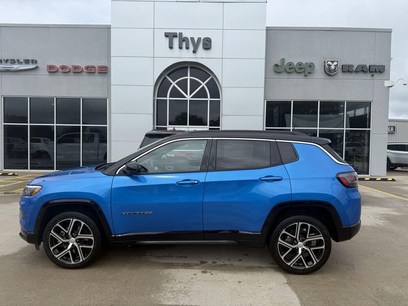 Used 2024 Jeep Compass LimitedImage 33