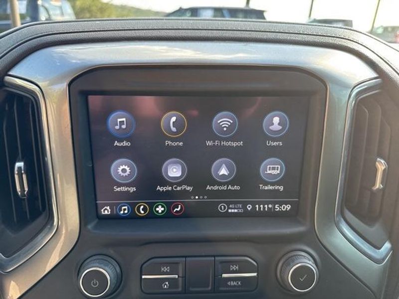 2021 Chevrolet Silverado 1500 LT photo 23