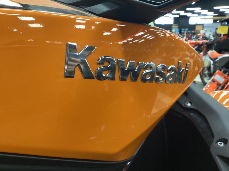 2023 Kawasaki JET SKI ULTRA 160LXS EBONY AND CANDY STEEL FURNACE ORANGE Image 9