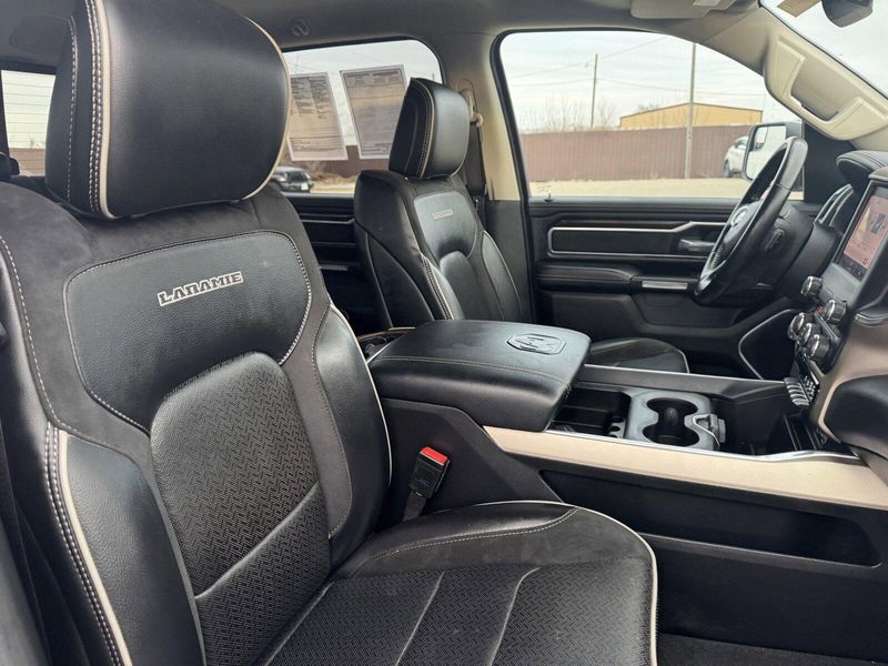2022 RAM 1500 LaramieImage 14
