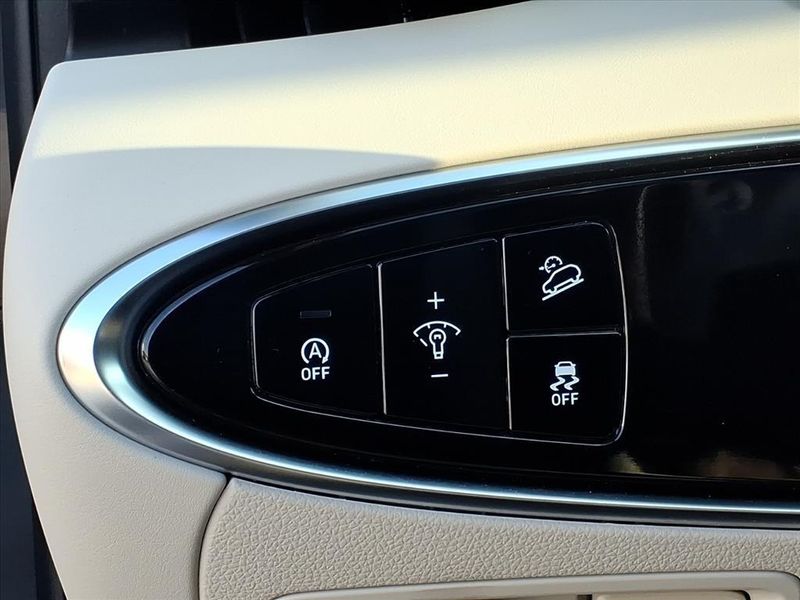 Used 2024 Genesis GV70 2.5TImage 24