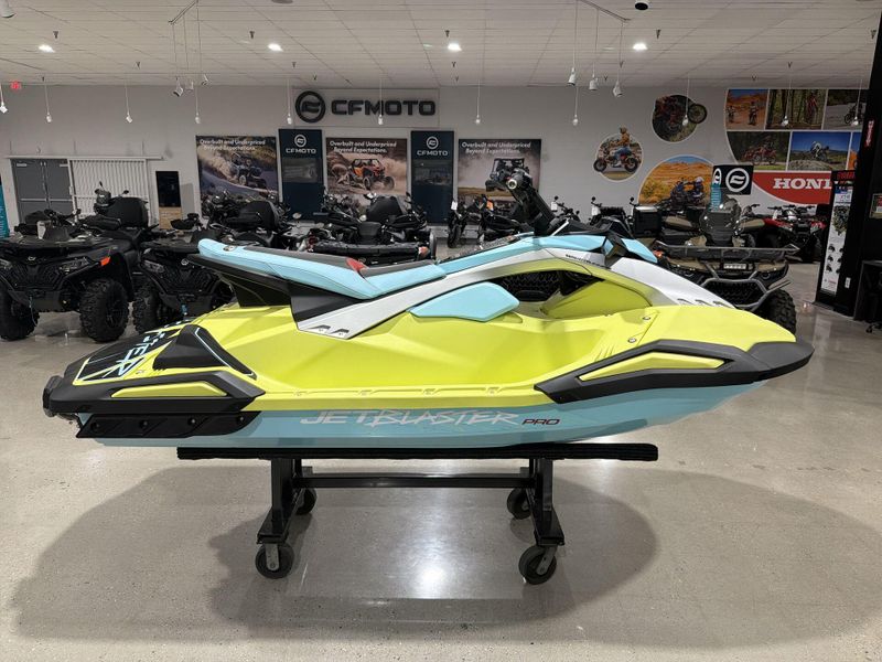 New 2025 Yamaha JETBLASTER PRO (3UP) Image 10