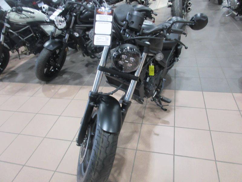 NEW 2026 HONDA REBEL 300 E-CLUTCH Image 9