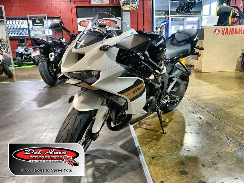 New 2026 Kawasaki NINJA ZX-6R Image 1