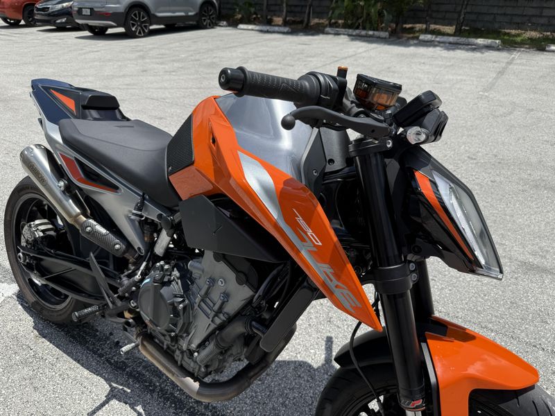 2019 KTM Duke 790 