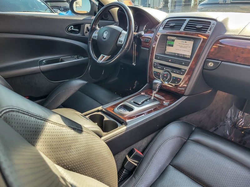 2007 Jaguar XK XKR photo 26
