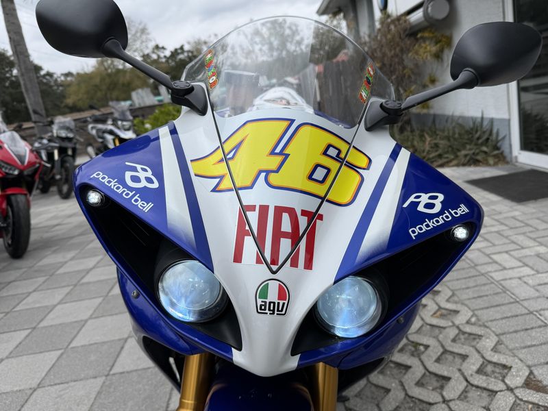 Used 2010 Yamaha YZF R1 LE 