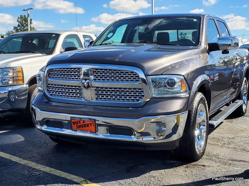 2016 RAM 1500 LaramieImage 8