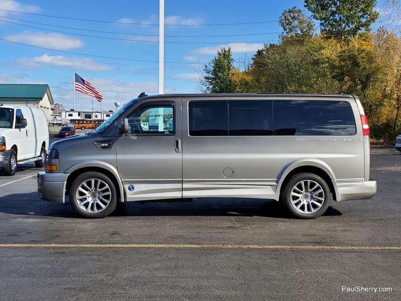 2020 GMC Savana Cargo Image 9