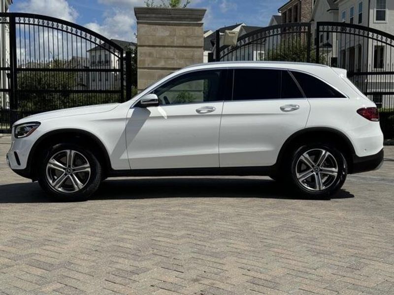 2022 Mercedes-Benz GLC 300Image 10