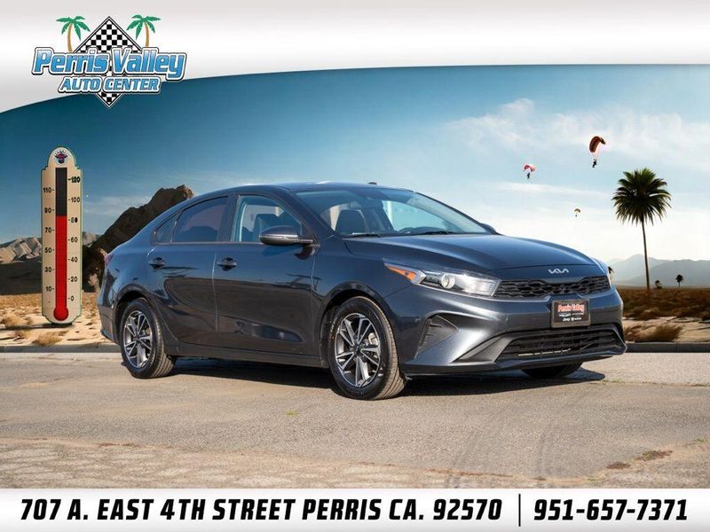 Used 2022 Kia Forte LXSImage 1