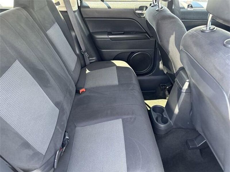 Used 2016 Jeep Patriot LatitudeImage 14