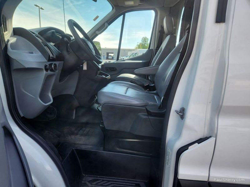 2019 Ford Transit-350 XLImage 40