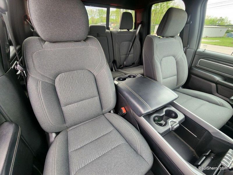 2021 RAM 1500 Big Horn NightImage 2
