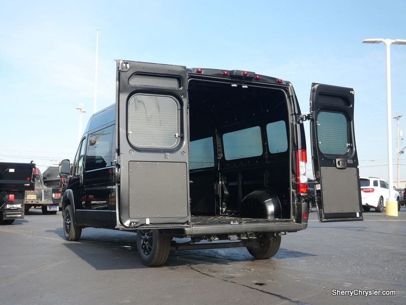 2024 RAM Promaster 2500 Slt+ Window Van High Roof 159