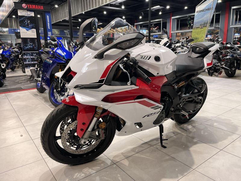 New 2025 Yamaha YZF-R9 Image 14